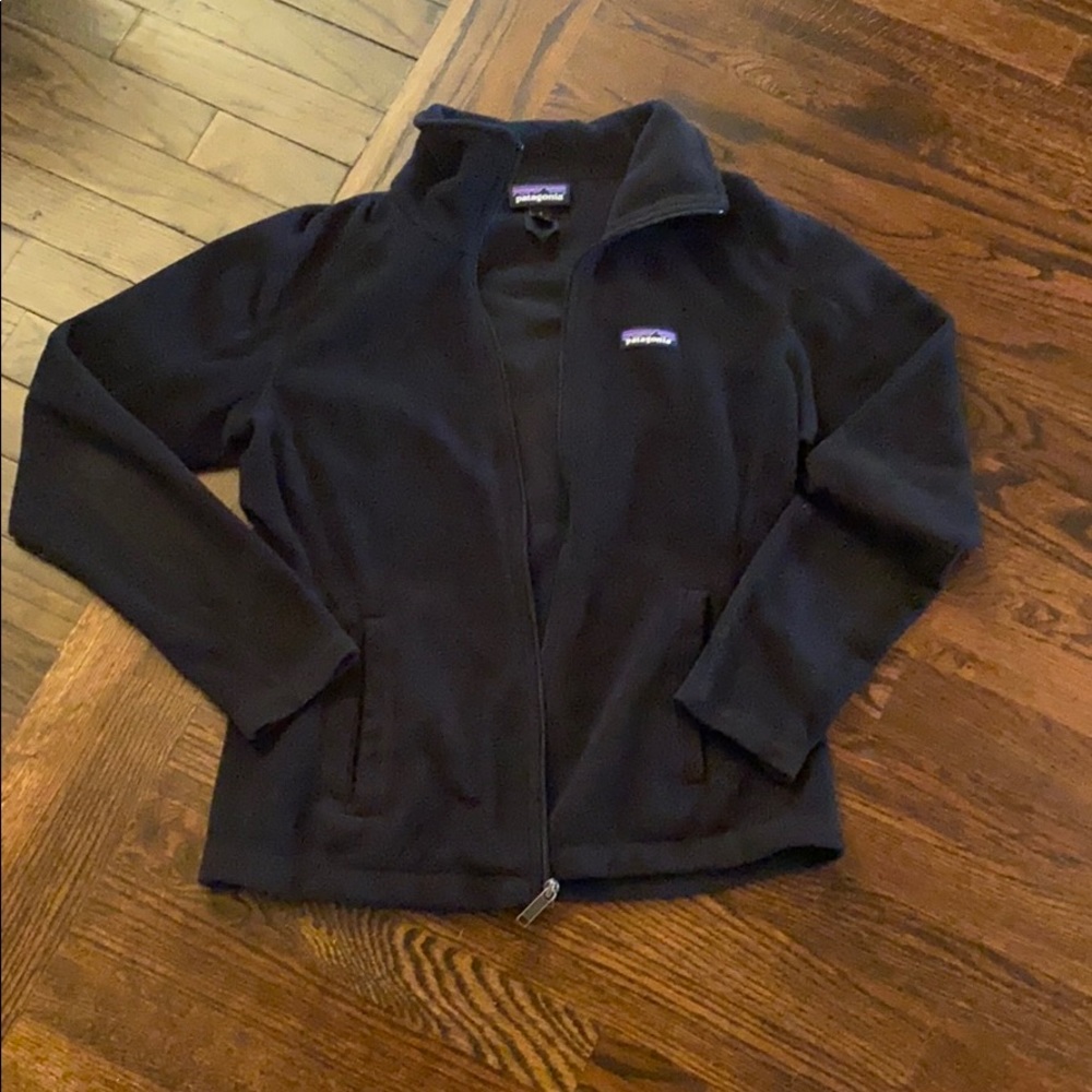 Light weight (super soft) Patagonia fleece jacket